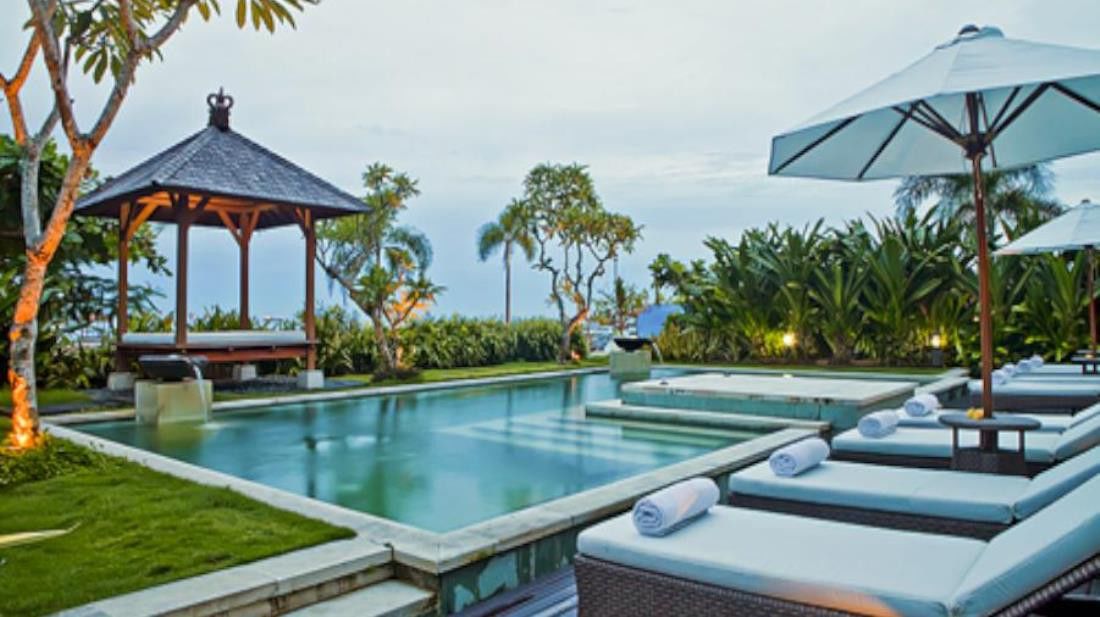 The Segara Suites تانجونغْ بينُوا المظهر الخارجي الصورة