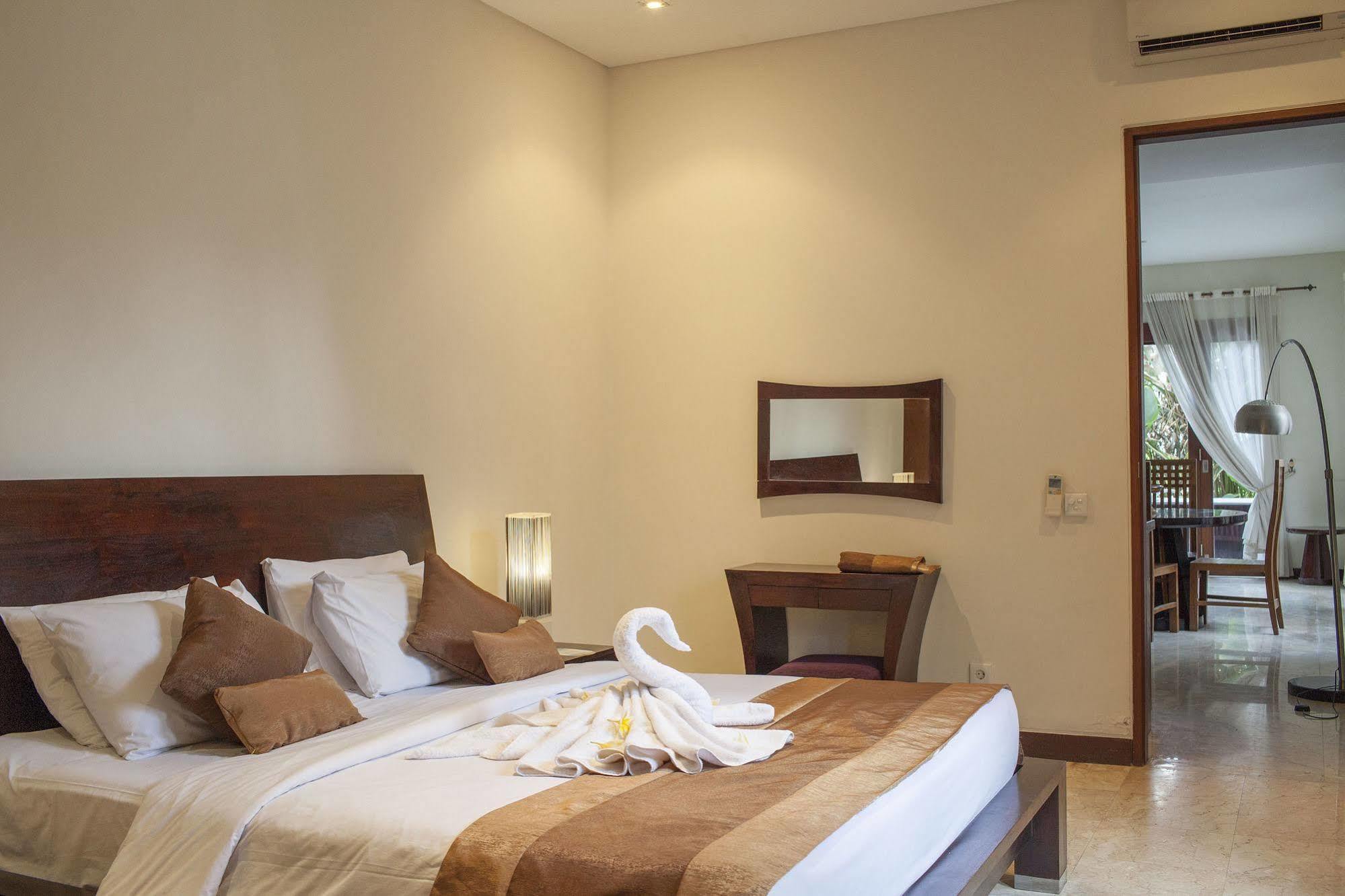 The Segara Suites تانجونغْ بينُوا المظهر الخارجي الصورة