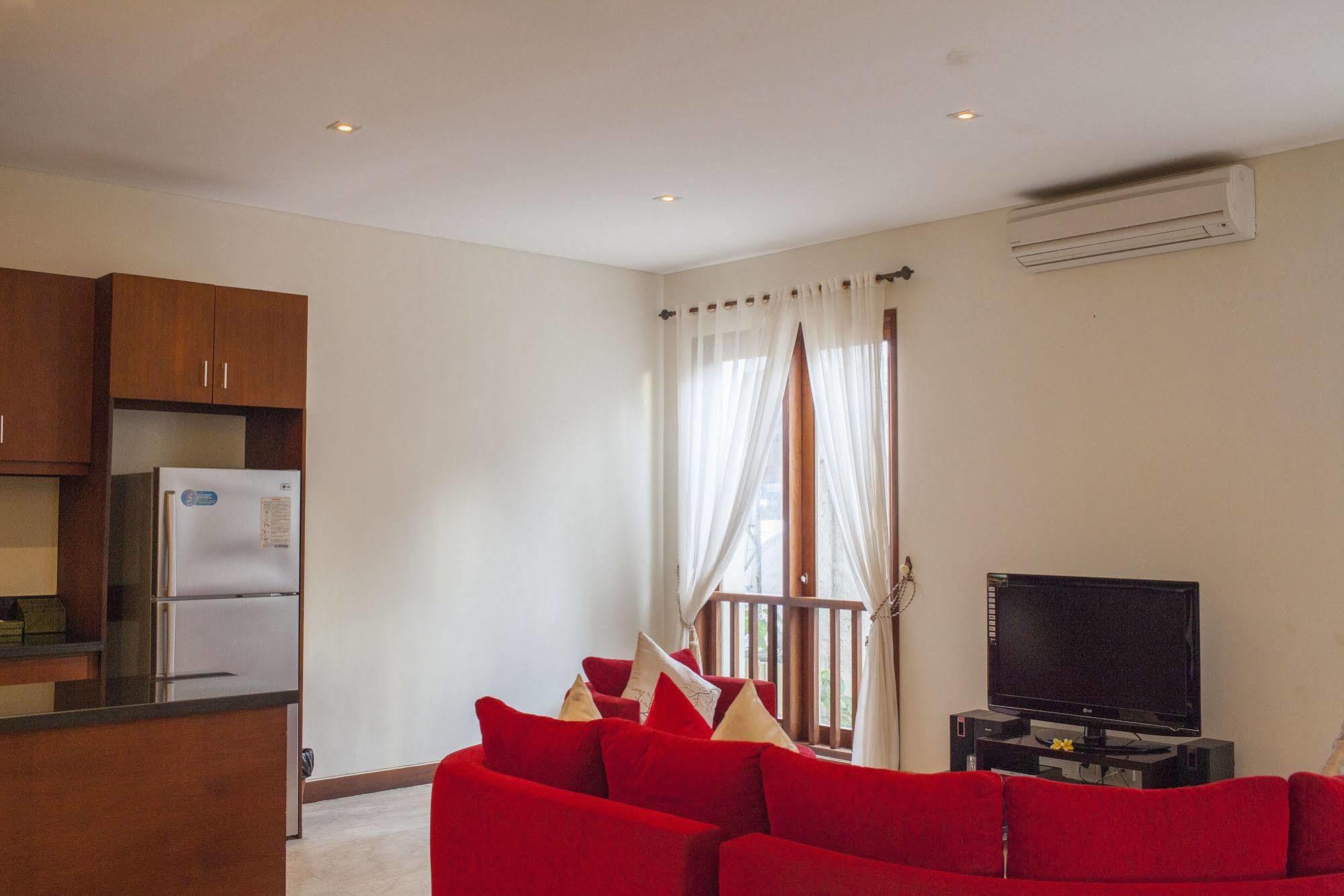 The Segara Suites تانجونغْ بينُوا المظهر الخارجي الصورة